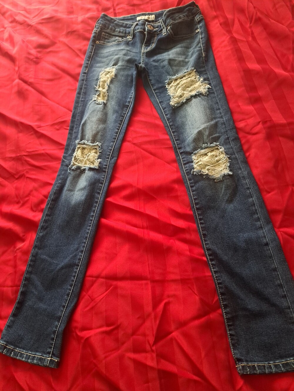 Guess Women's Jeans in Blue Low Rise  And Lace Desing